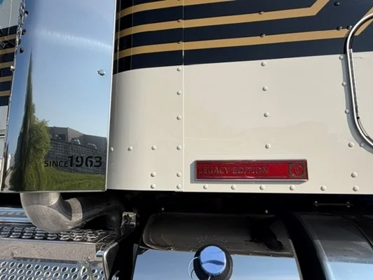 2027 Kenworth W900 in Springfield, MO — photo 29