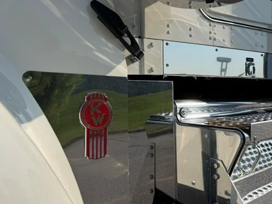 2027 Kenworth W900 in Springfield, MO — photo 30