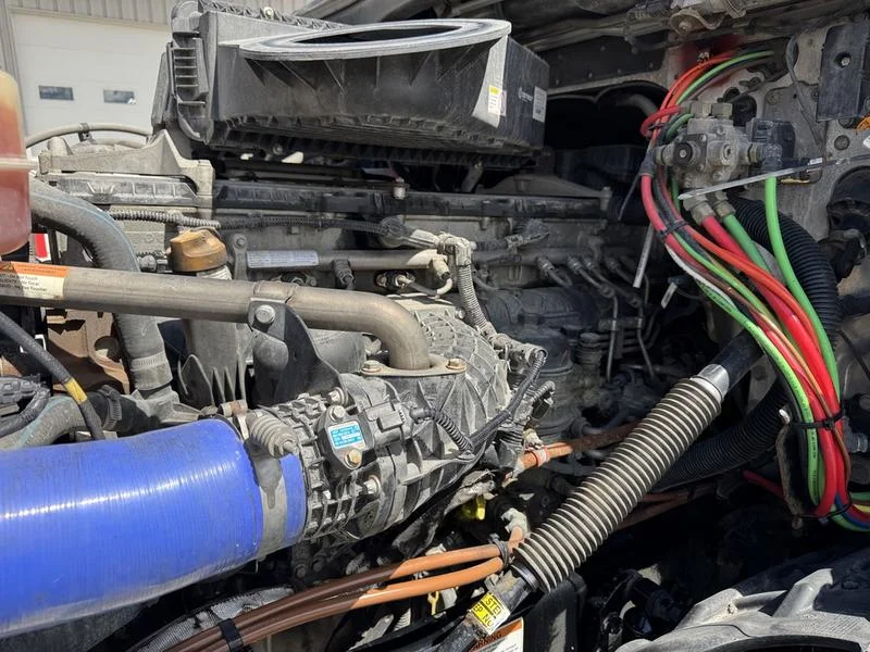 2023 Freightliner Cascadia - image 17