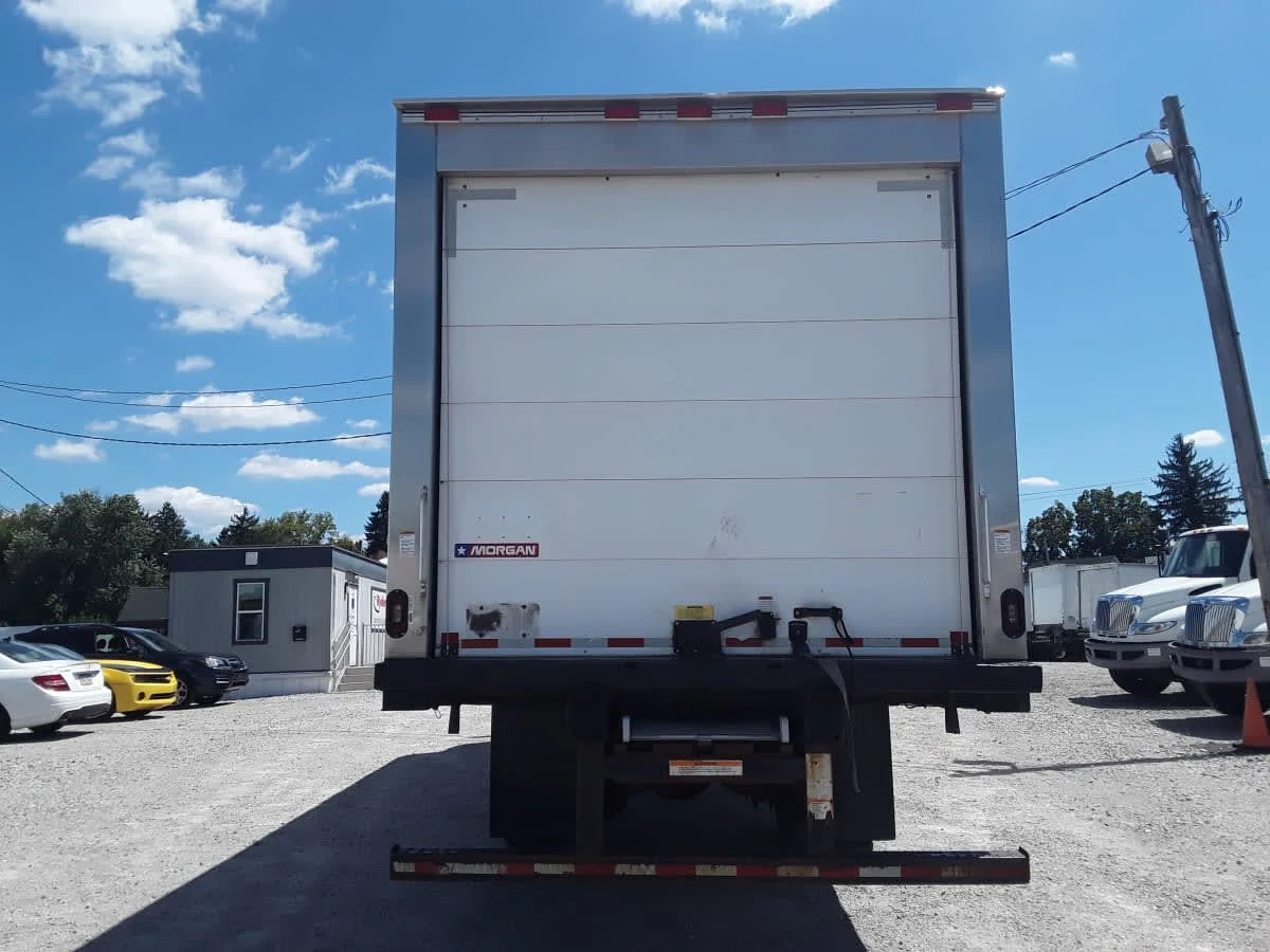 2020 Freightliner M2 106 in Pittsburgh, PA — photo 5