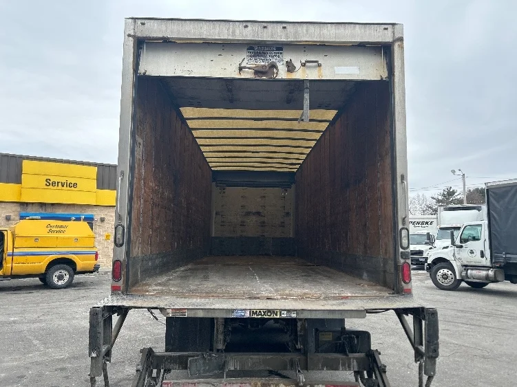 2018 Freightliner Cascadia in Chicopee, MA — photo 8
