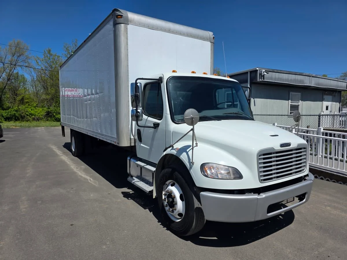 2021 Freightliner M2 106 in Bensalem, PA — photo 3