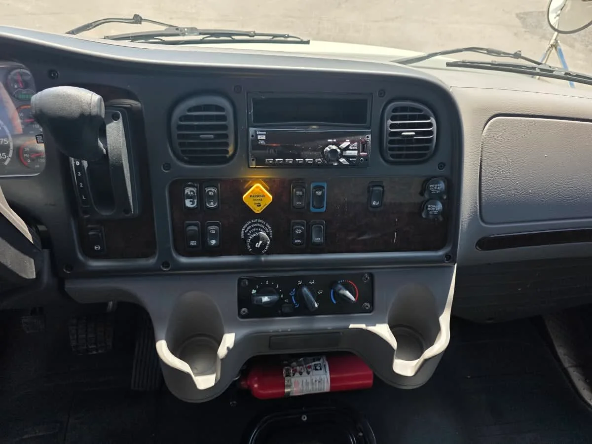 2021 Freightliner M2 106 in Bensalem, PA — photo 10