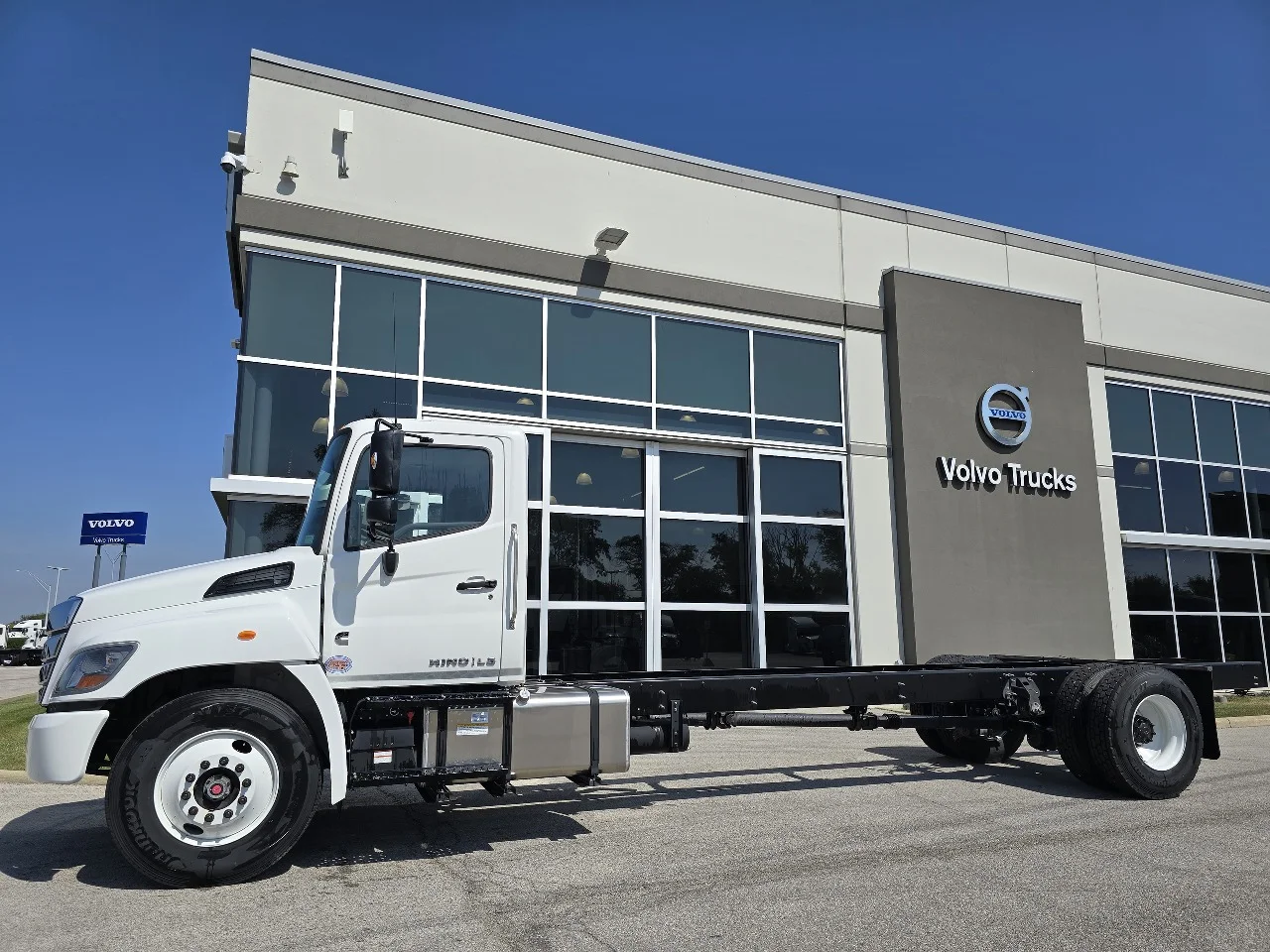 2025 Hino in Toledo, OH — photo 7