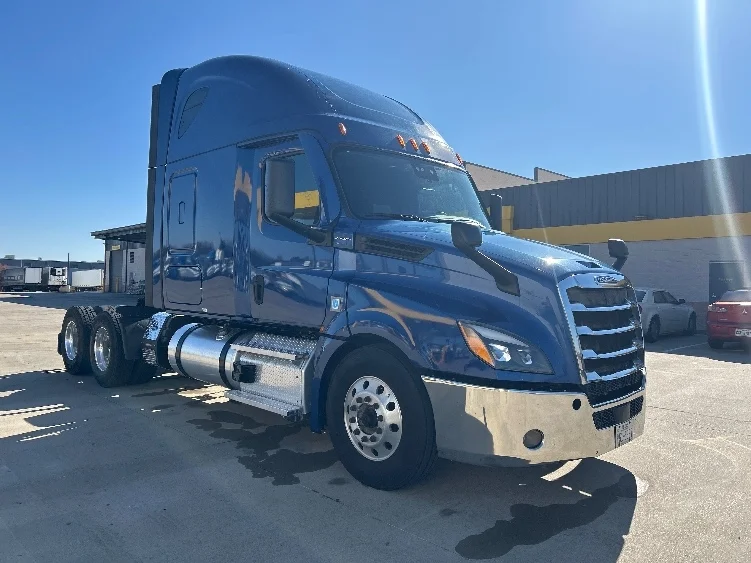 2021 Freightliner in Dallas, TX