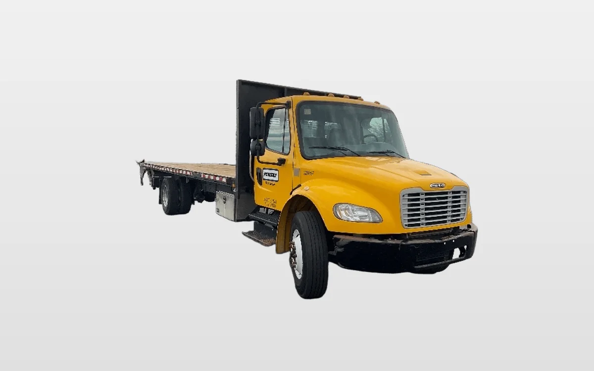2019 Freightliner M2 106 - image 1
