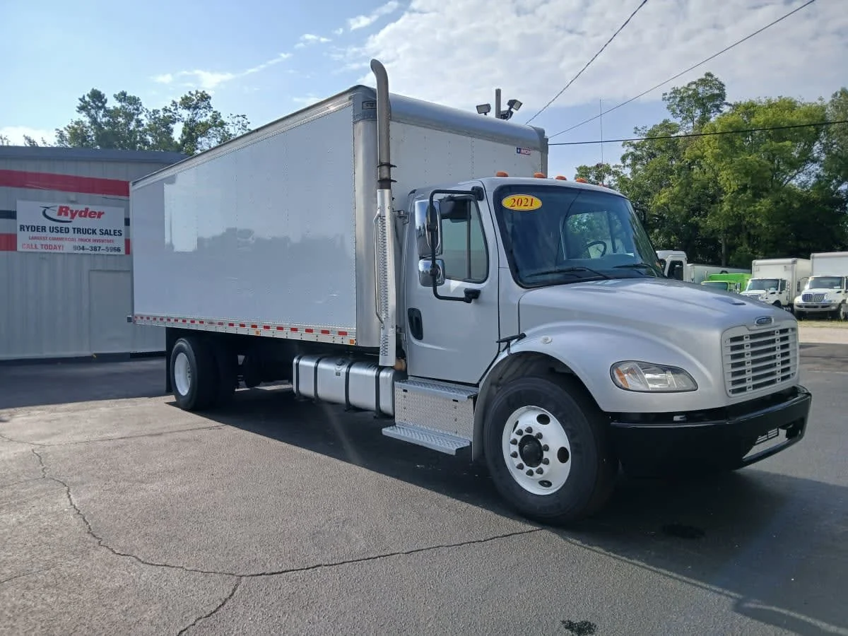 2021 Freightliner M2 106