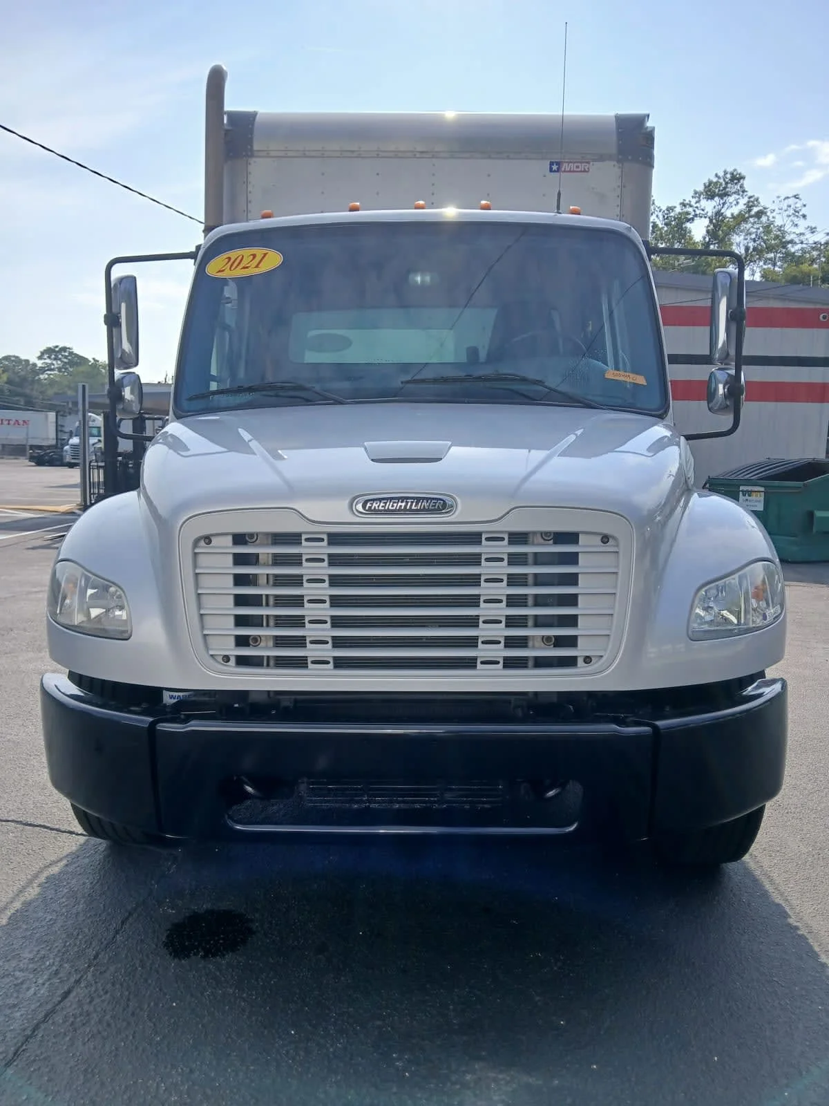 2021 Freightliner M2 106 in Jacksonville, FL — photo 2
