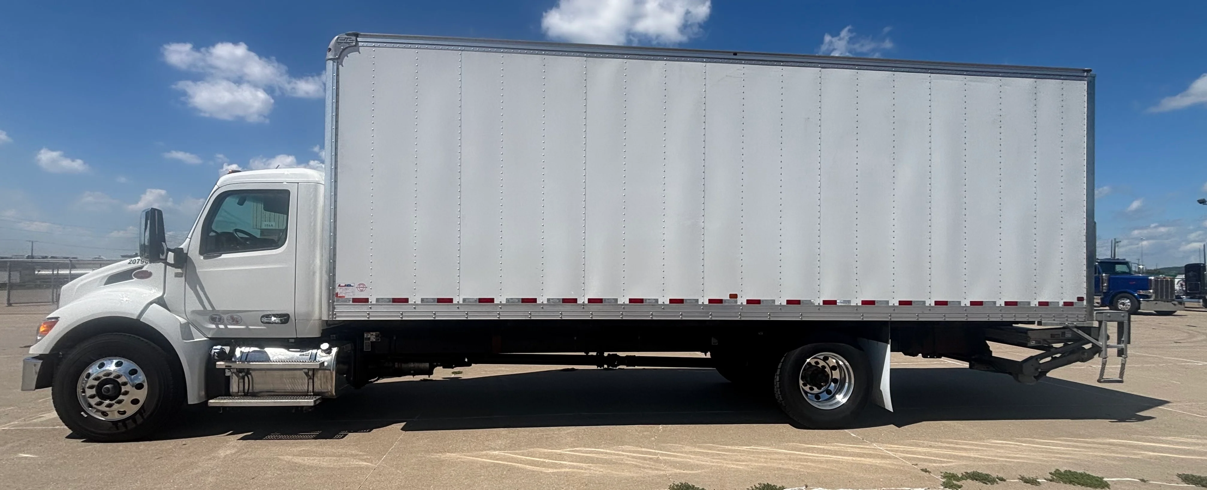 2025 Peterbilt 536 in Council Bluffs, IA — photo 4
