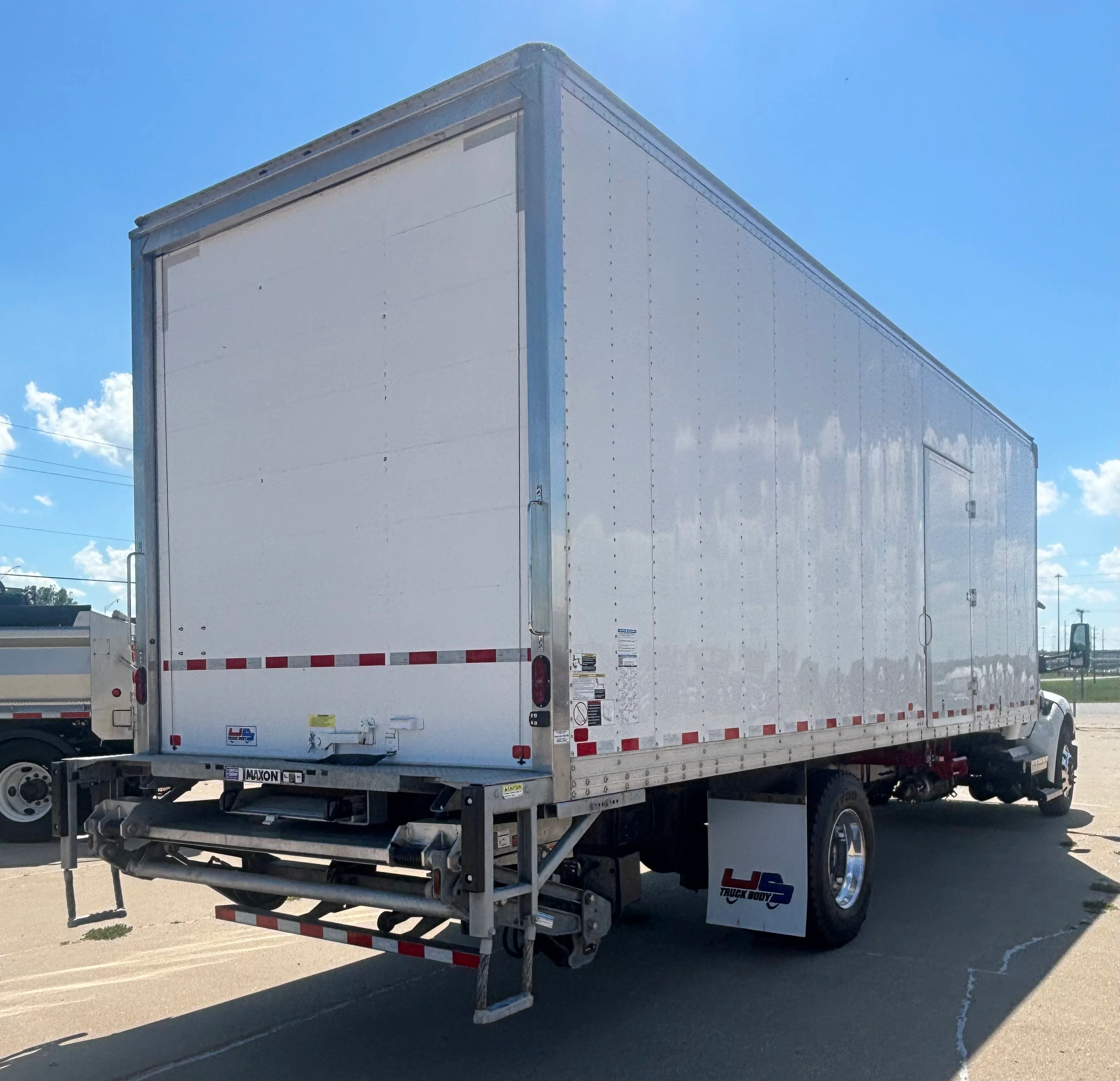 2025 Peterbilt 536 in Council Bluffs, IA — photo 6