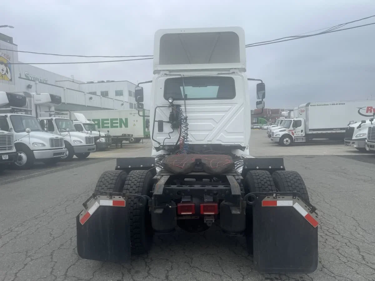 2018 International ProStar - image 4