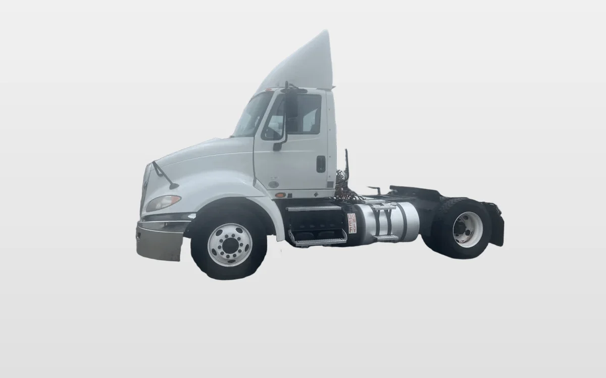 2018 International ProStar - image 1