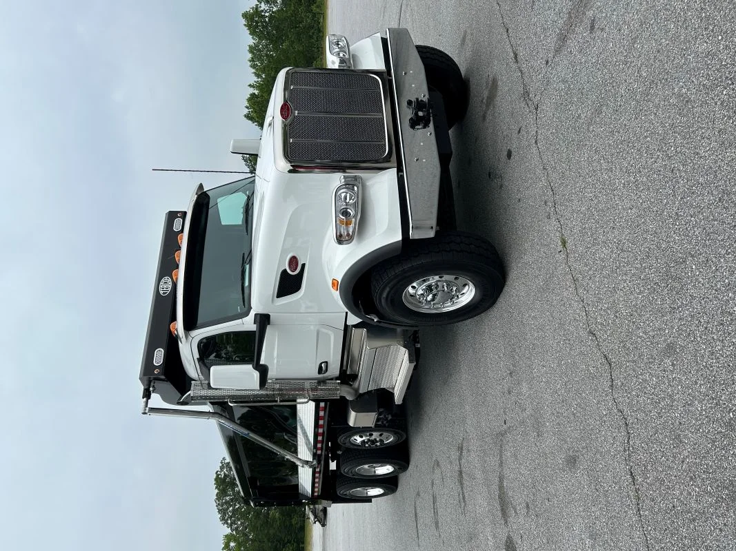 2026 Peterbilt 567 in Duncan, SC — photo 8