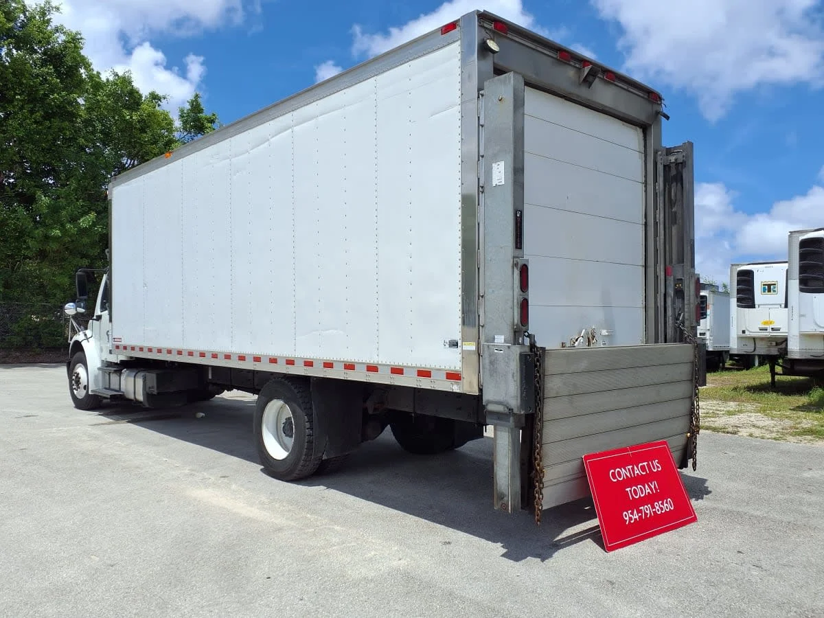 2020 Freightliner M2 106 in Davie, FL — photo 6