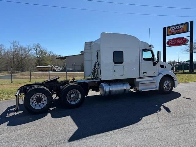 2022 Peterbilt 579 in Mobile, AL — photo 9