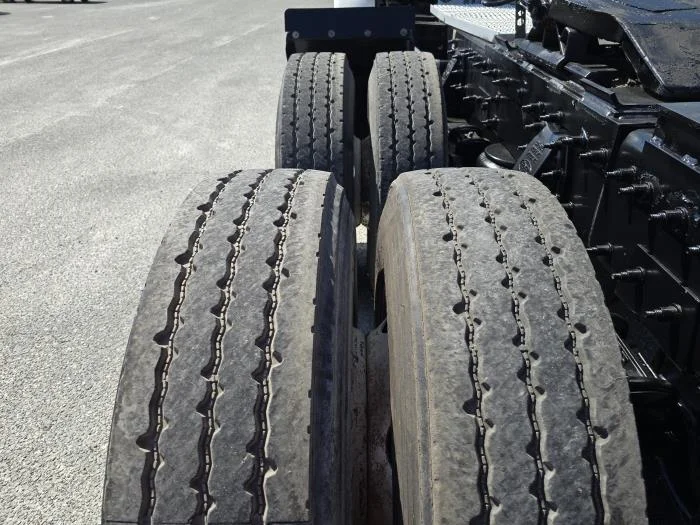 2020 Peterbilt 567 - image 18