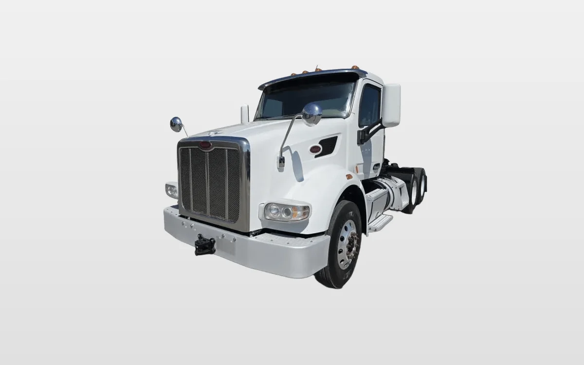 2020 Peterbilt 567 - image 1