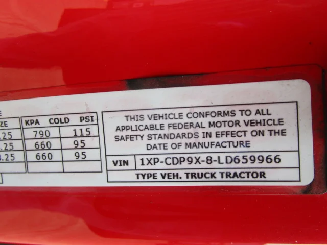 2020 Peterbilt 567 - image 14