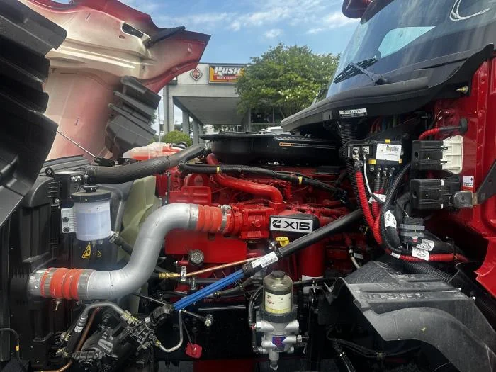 2026 International LT - image 9