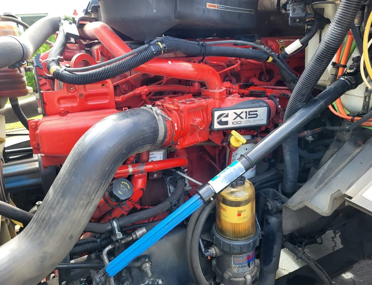 2020 International LT in Jacksonville, FL — photo 8