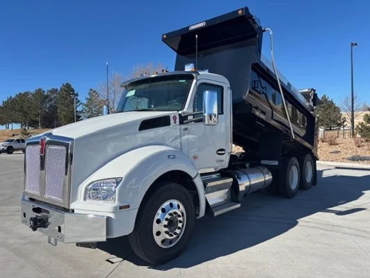 2027 Kenworth T880 in Denver, CO — photo 2