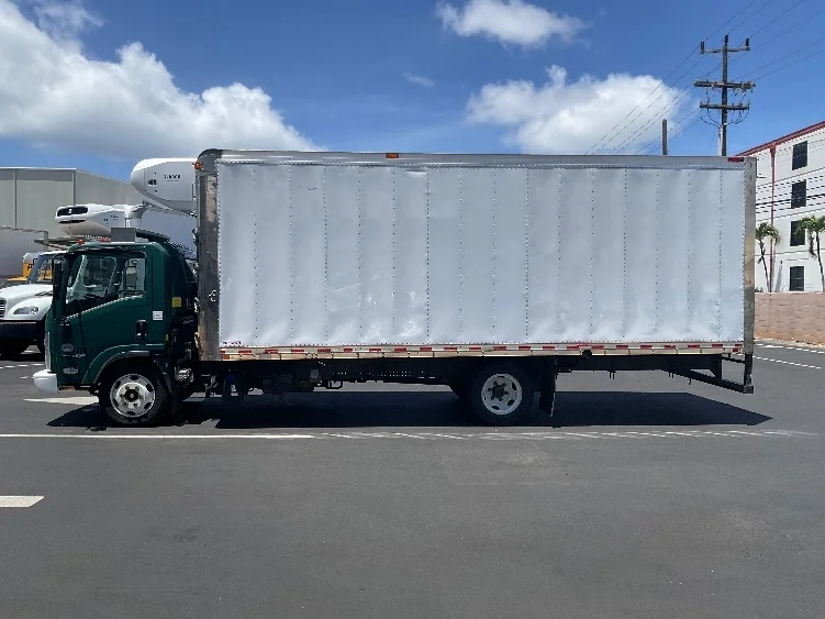 2020 Isuzu NQR in Torrance, CA — photo 4
