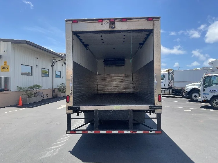 2020 Isuzu NQR in Torrance, CA — photo 9