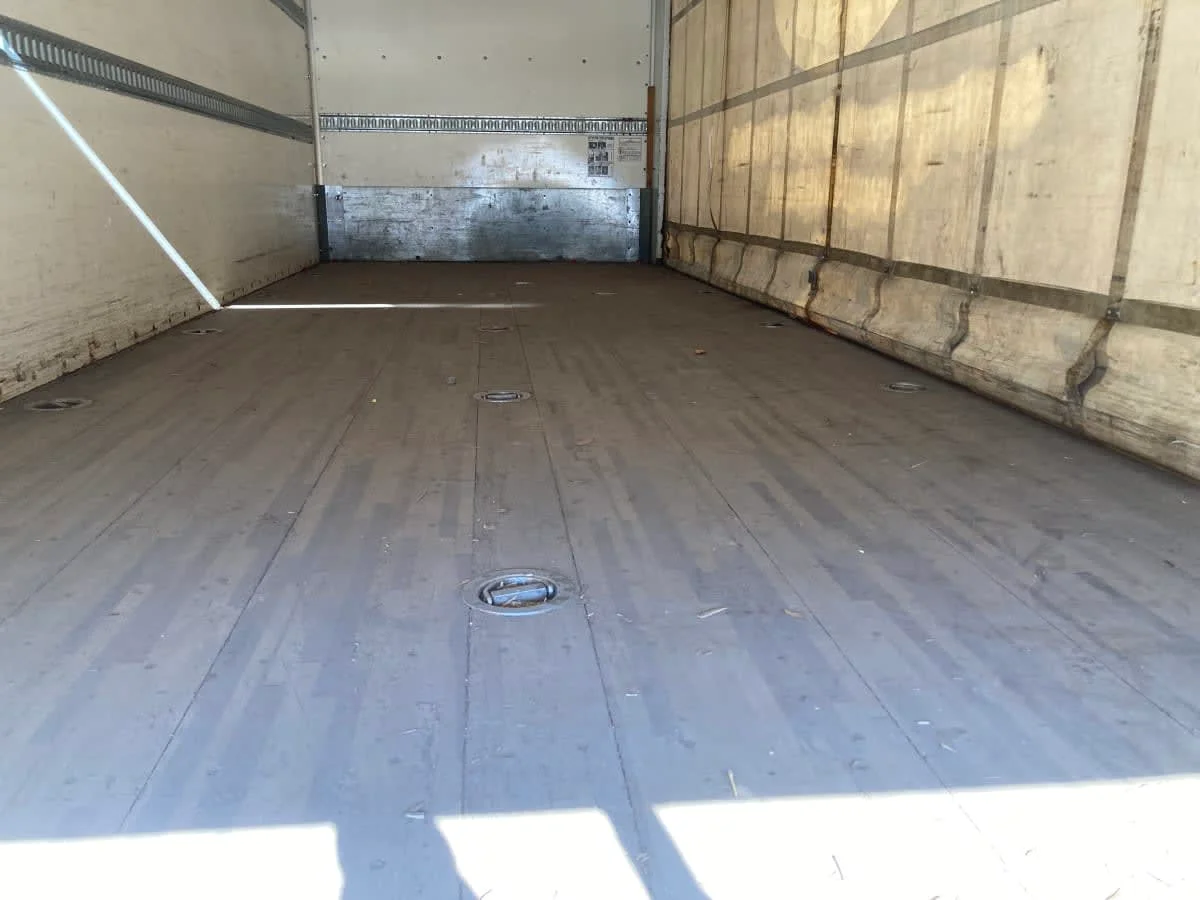 2019 Freightliner M2 106 - image 8