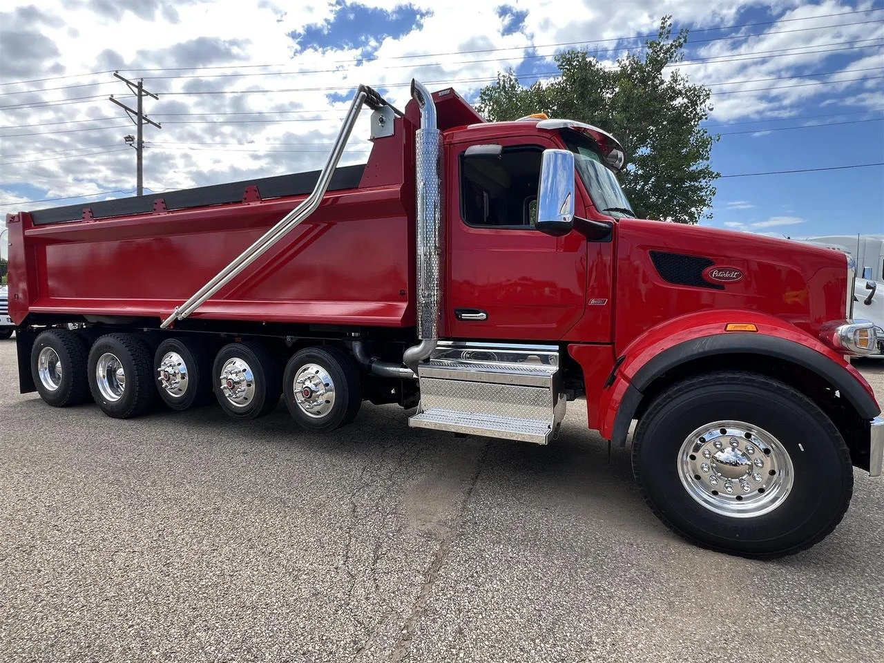 2026 Peterbilt 567 in South St. Paul, MN — photo 5