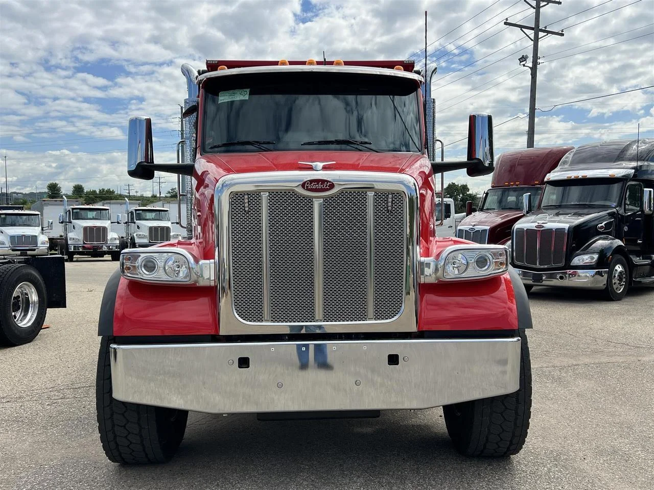 2026 Peterbilt 567 in South St. Paul, MN — photo 2