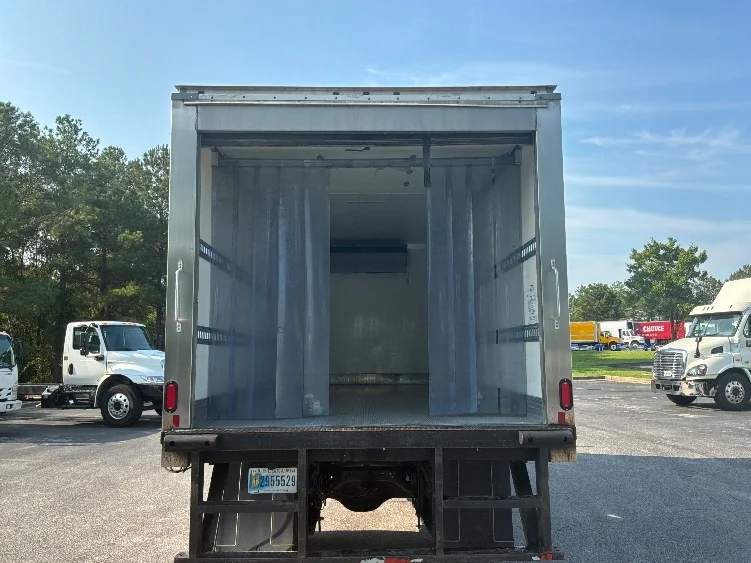 2020 Freightliner eM2 in Concord, NC — photo 7
