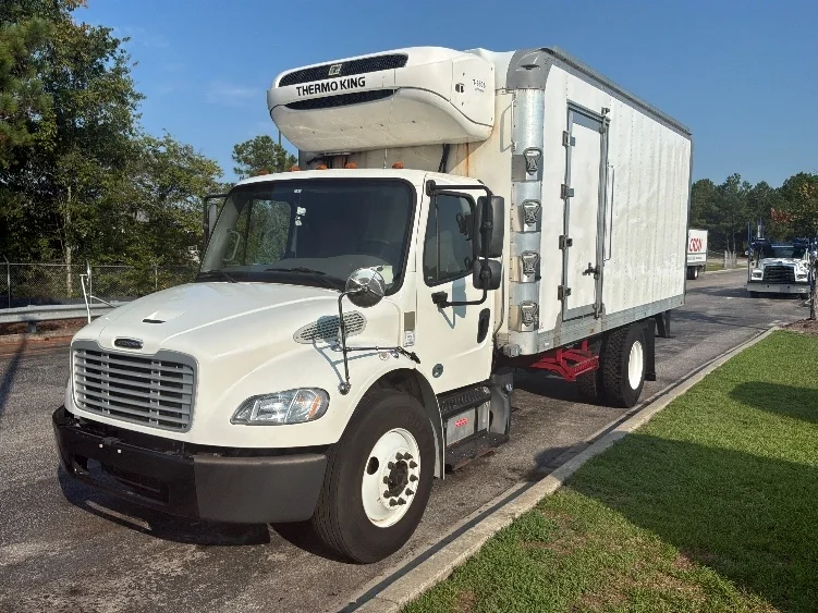 2020 Freightliner eM2 in Concord, NC — photo 2