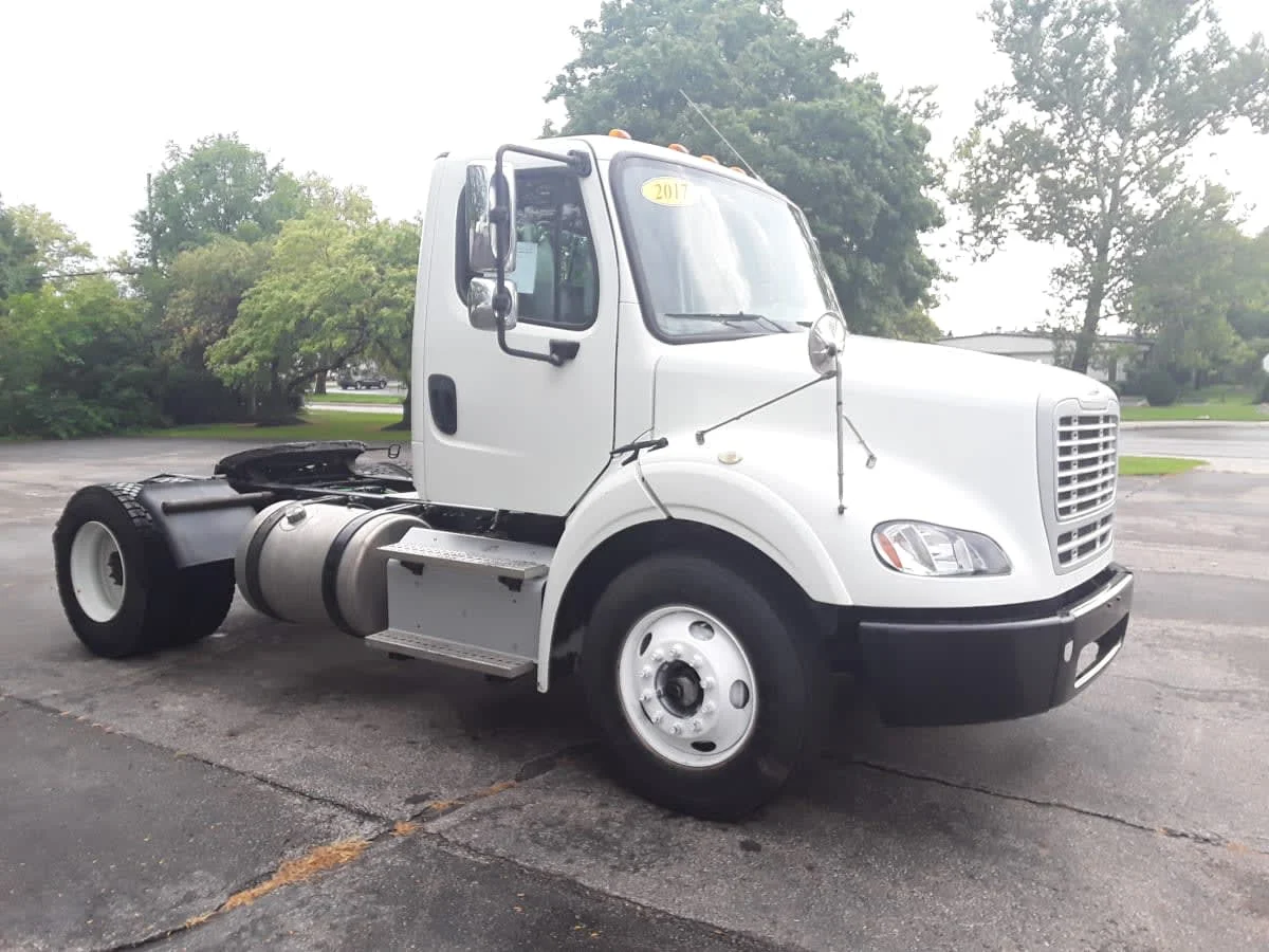 2017 Freightliner M2 112 in Hilliard, OH — photo 3