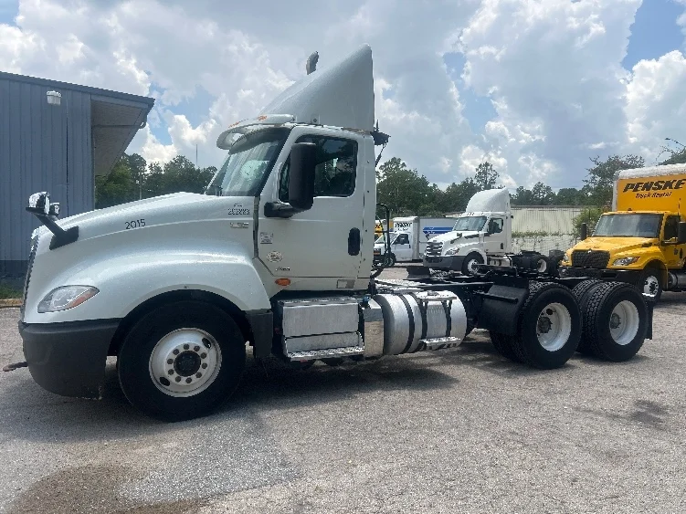 2020 International LT in Pensacola, FL — photo 4