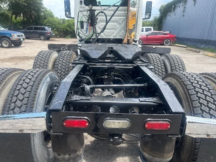 2020 International LT in Pensacola, FL — photo 6