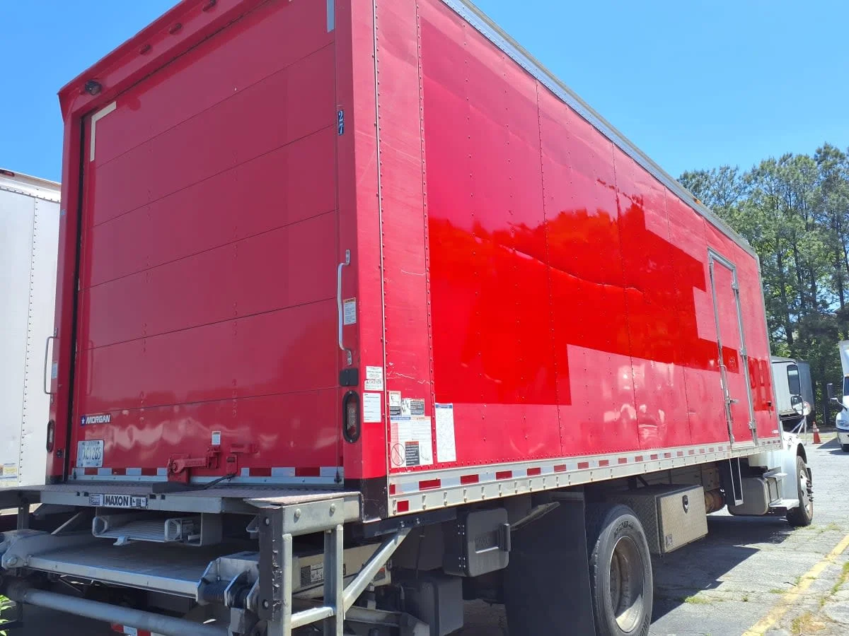 2019 Freightliner M2 106 in Doraville, GA — photo 4