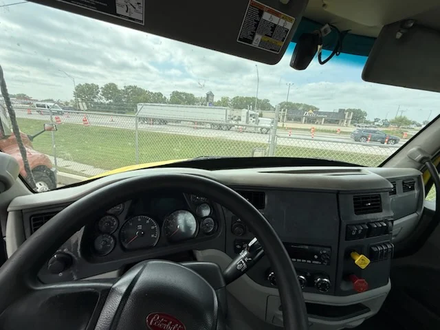 2021 Peterbilt 579 in Council Bluffs, IA — photo 5