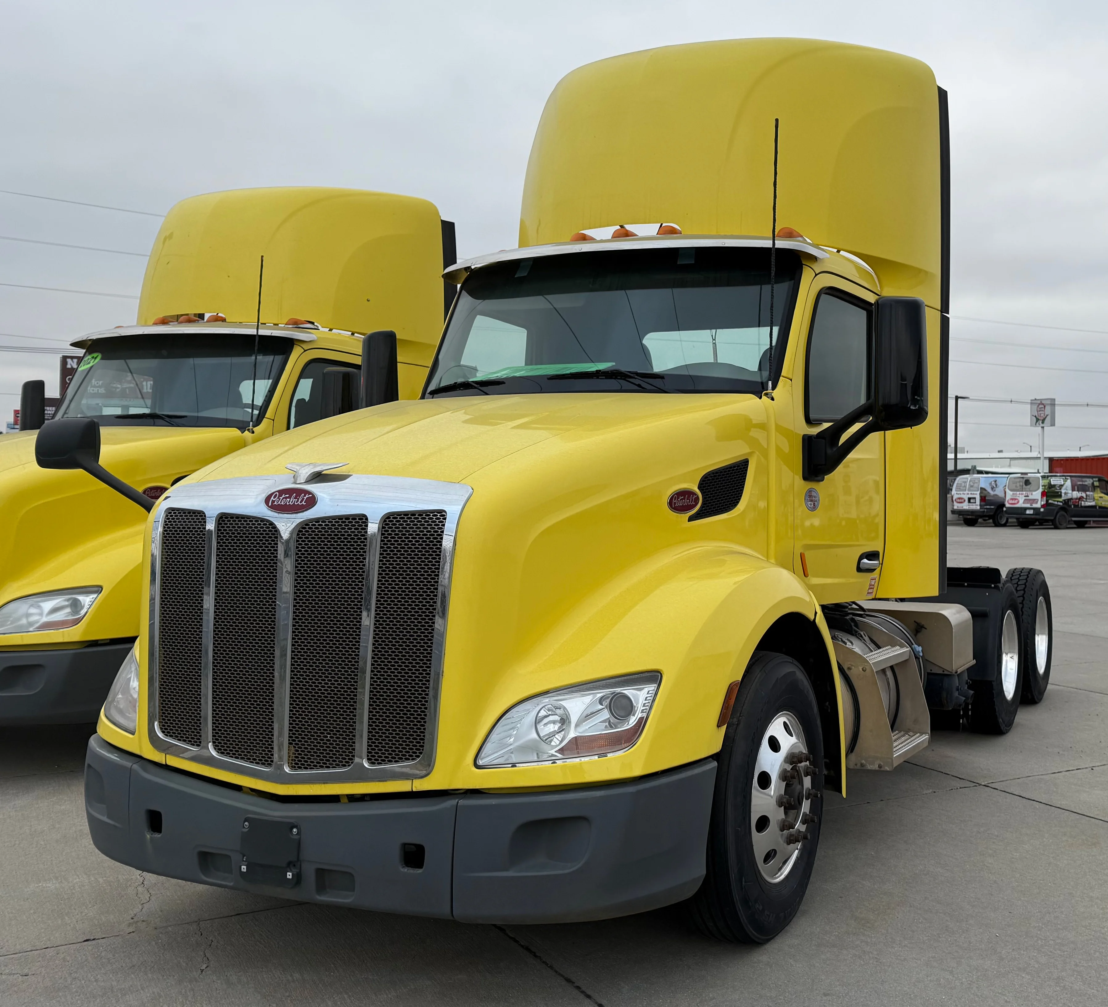 2021 Peterbilt 579 in COUNCIL BLUFFS, IA