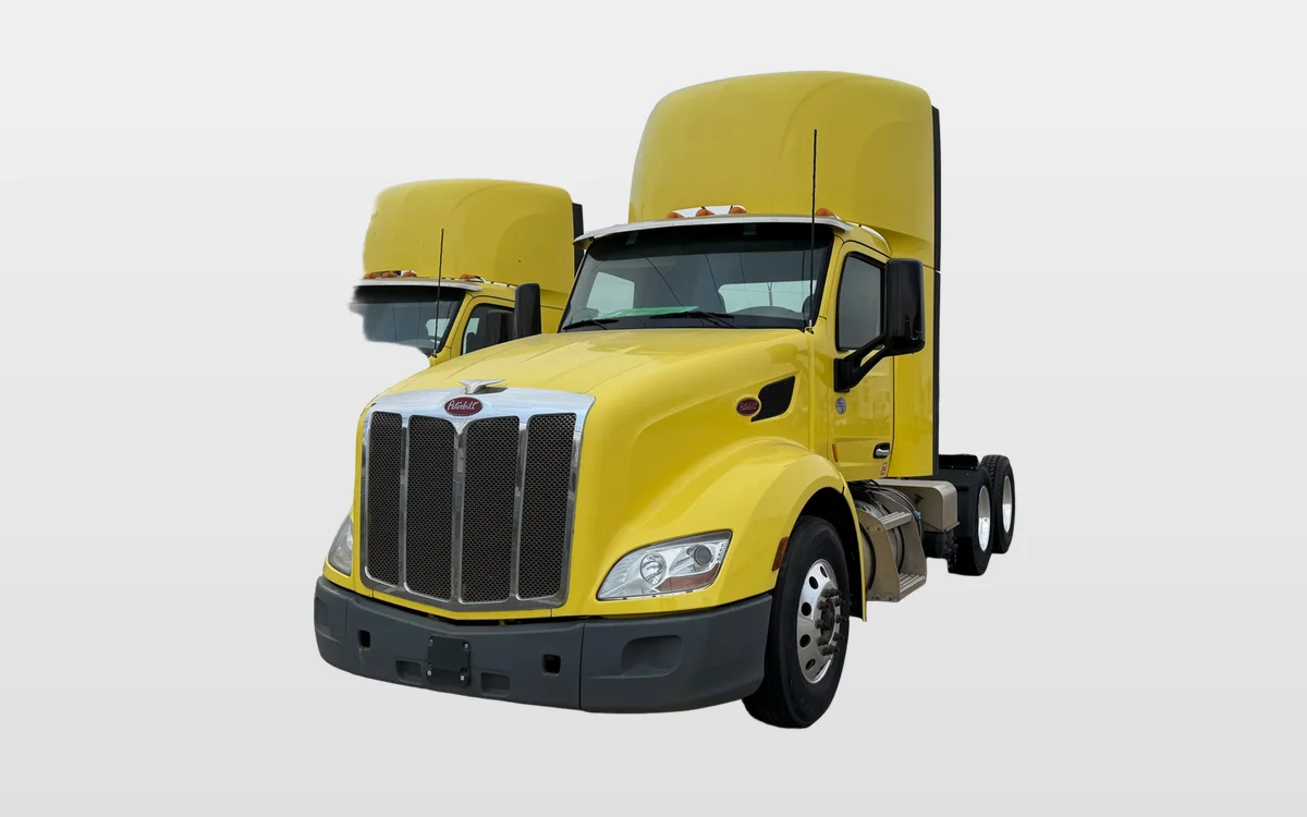 2021 Peterbilt 579 - image 1