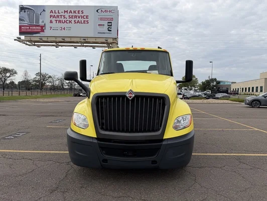 2023 International LT in Denver, CO — photo 2