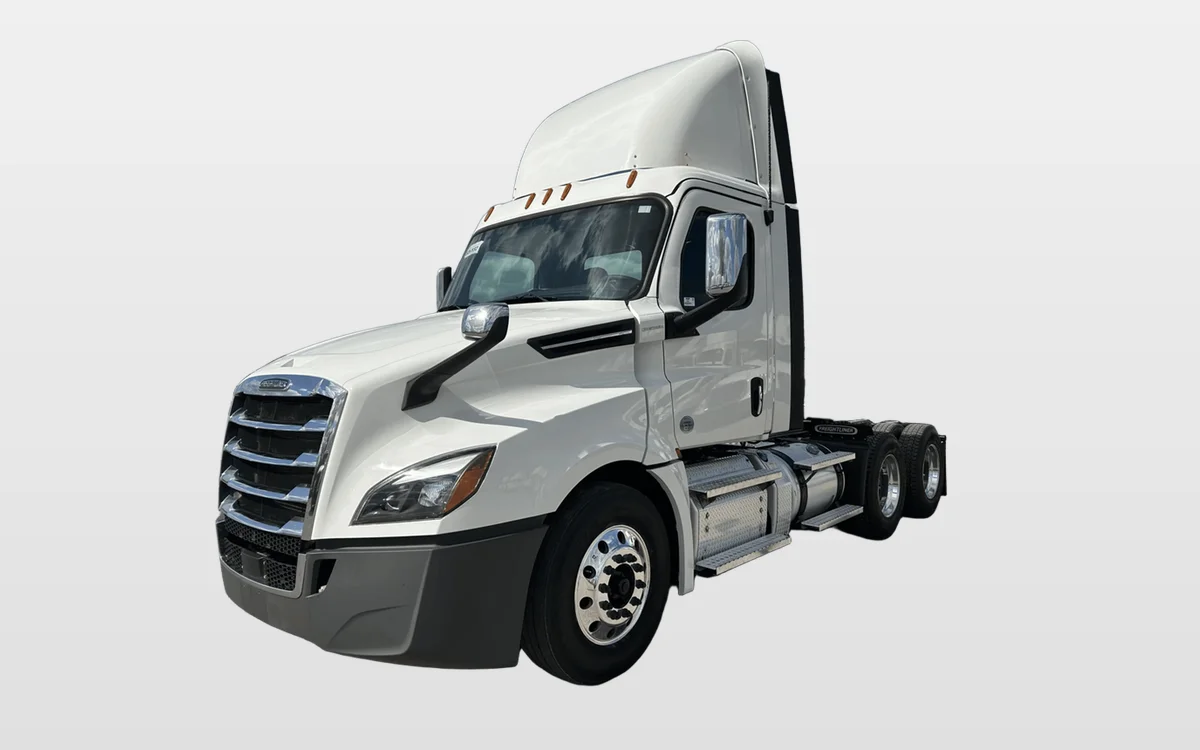 2020 Freightliner - image 1