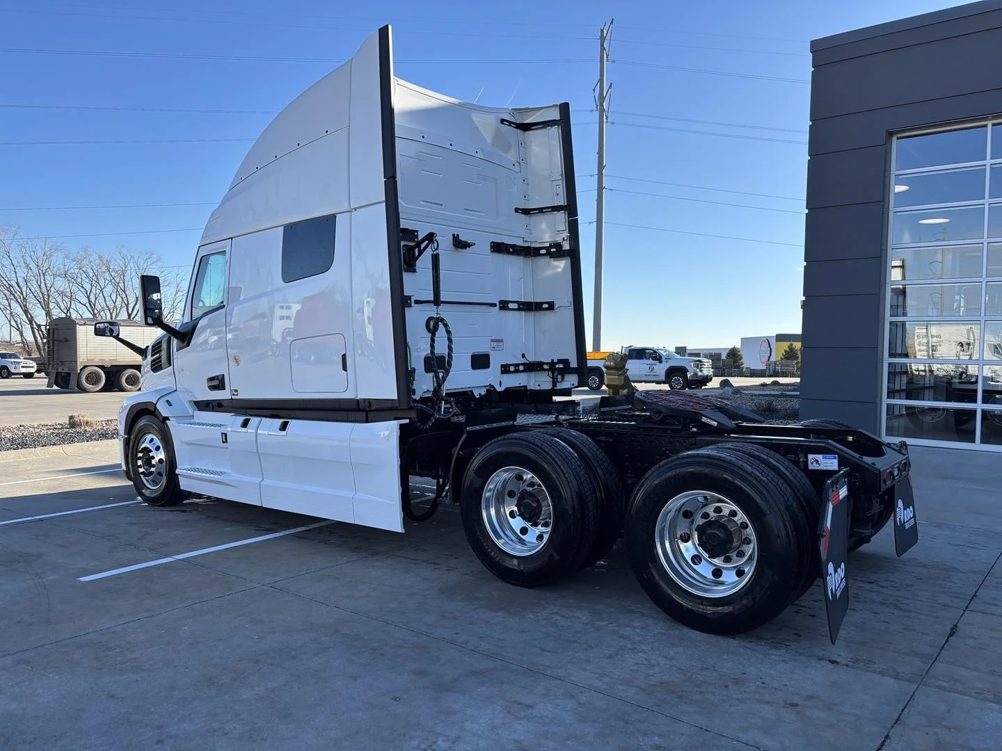 2026 Mack Pioneer — photo 3