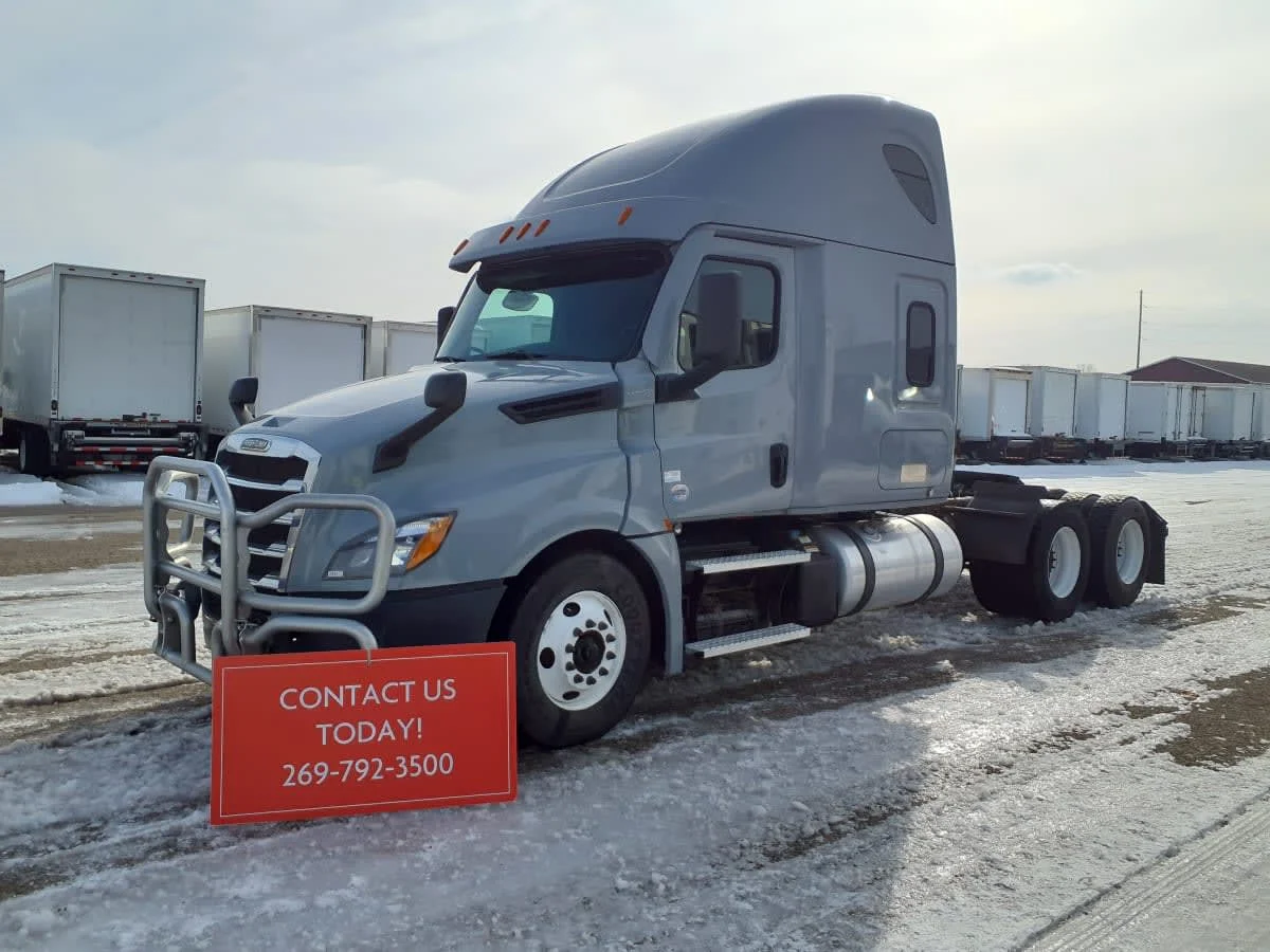 2020 Freightliner Cascadia in Wayland, MI