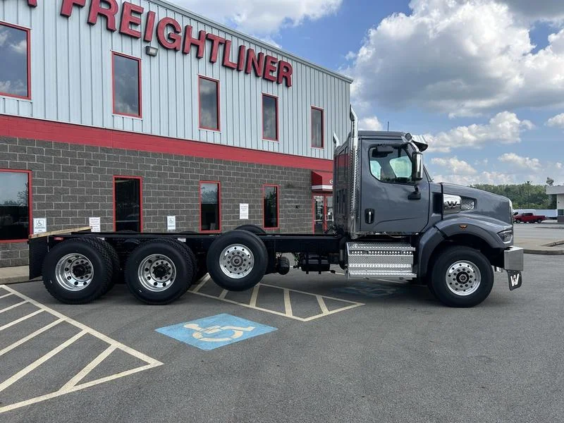 2026 Western Star 49X in Pittsburgh, PA — photo 2