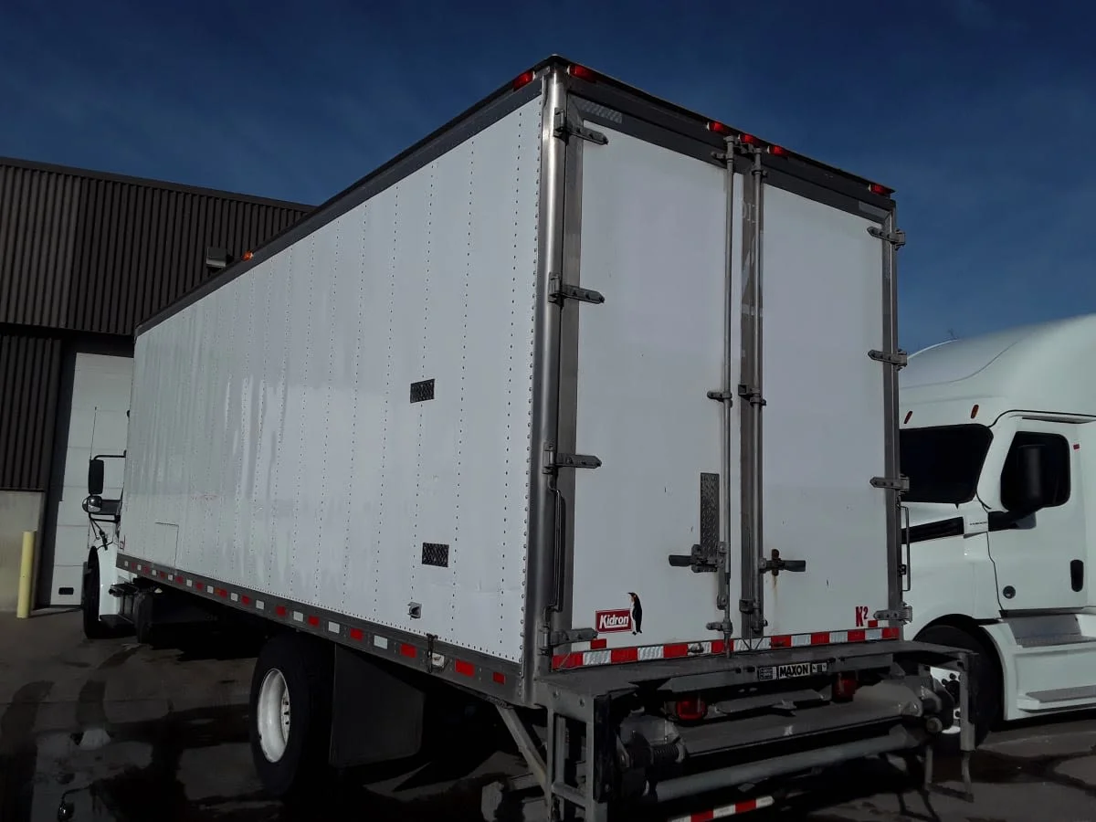 2020 Freightliner M2 106 in Kansas City, MO — photo 6