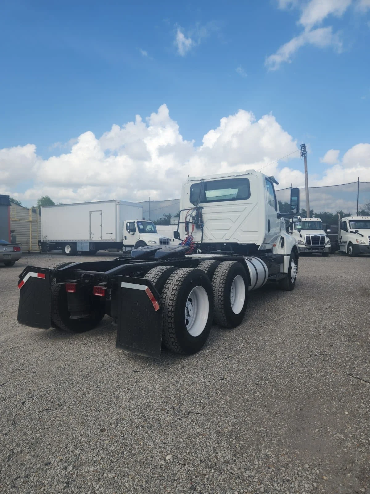 2019 International LT in St. Rose, LA — photo 4