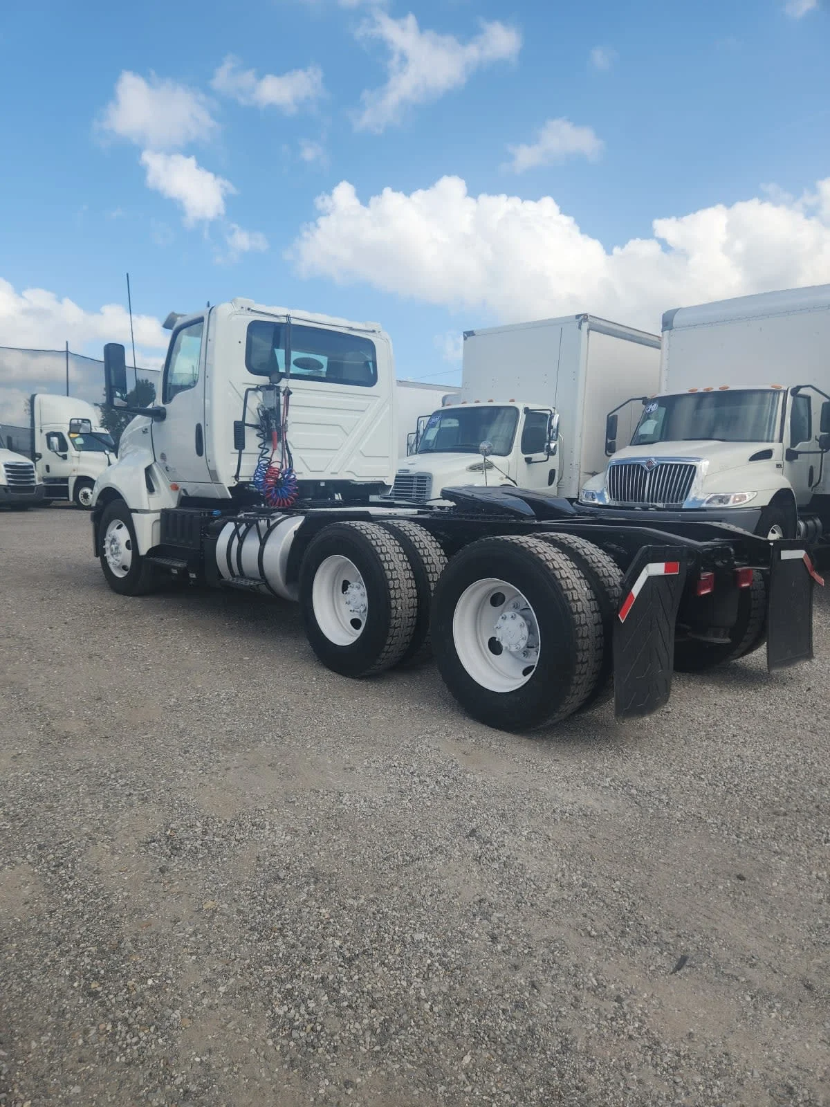 2019 International LT in St. Rose, LA — photo 6