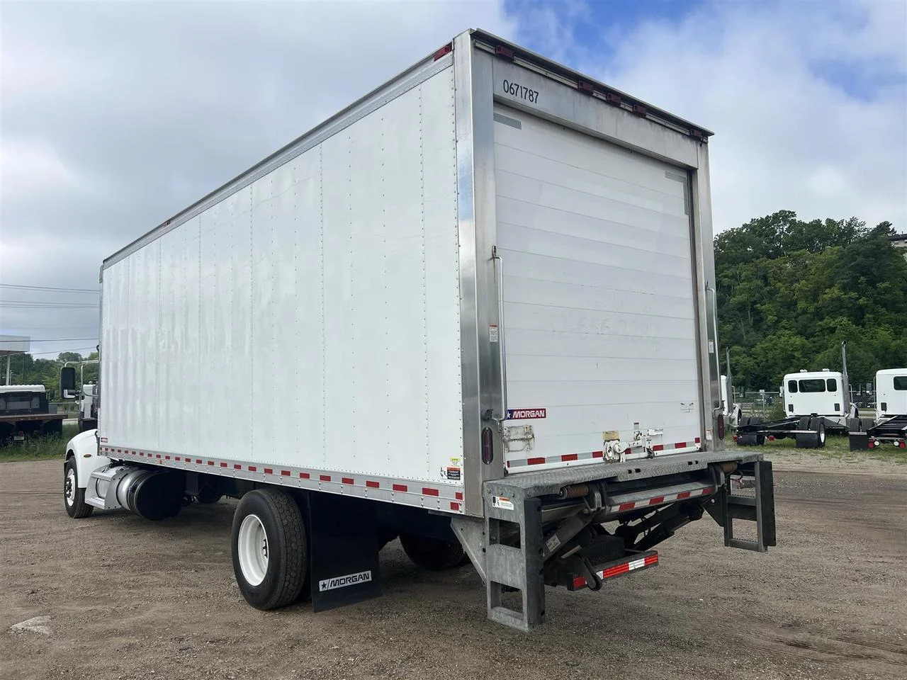 2021 Peterbilt 337 in South St. Paul, MN — photo 2
