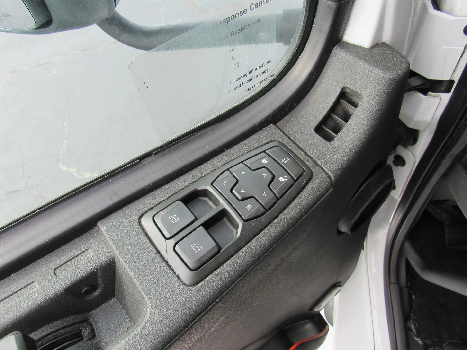 2020 Volvo VNL 860 in Kansas City, MO — photo 10