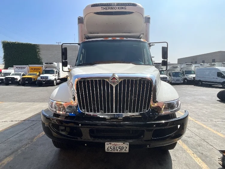 2019 International 4300 - image 2